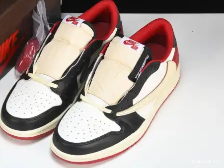 DM7866--140 SP  RETRO OG LOW JORDAN  TRAVIS DM7866--140 1 SCOTT 0428